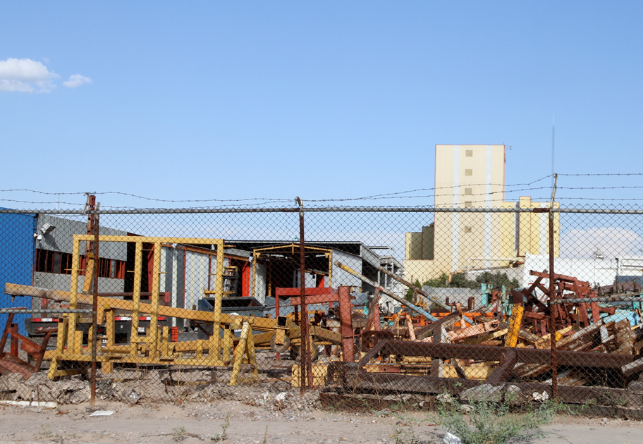 Sumidos en el abandono.