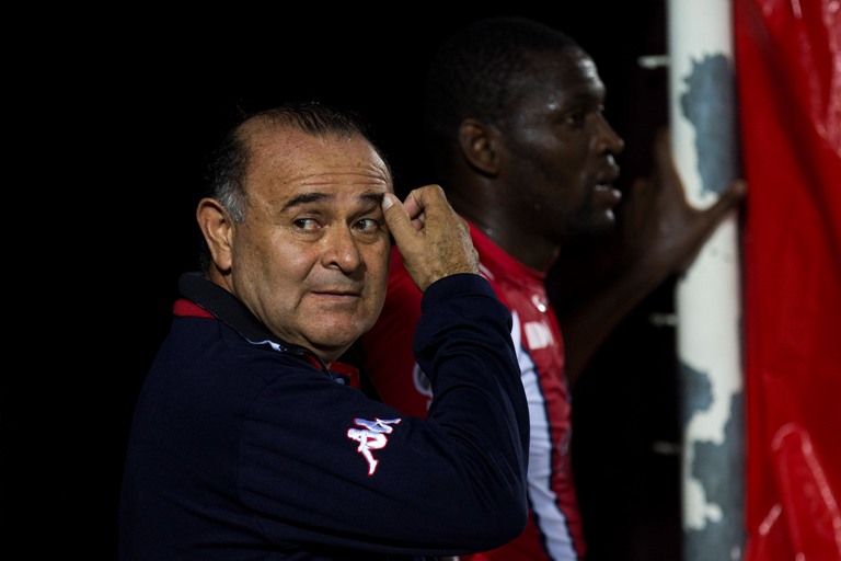 Cristóbal Ortega, entrenador de Tiburones Rojos