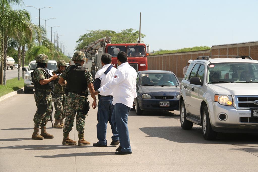Elementos el Ejército acudieron tras la activación del protocolo de emergencia.