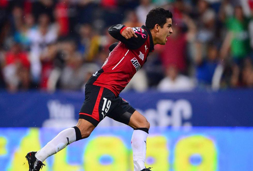 Edy Brambila se alista para disputar su primer Clásico en el futbol profesional.