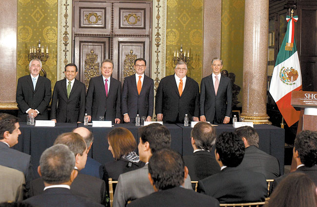 El acto se llevó a cabo en Palacio Nacional. 