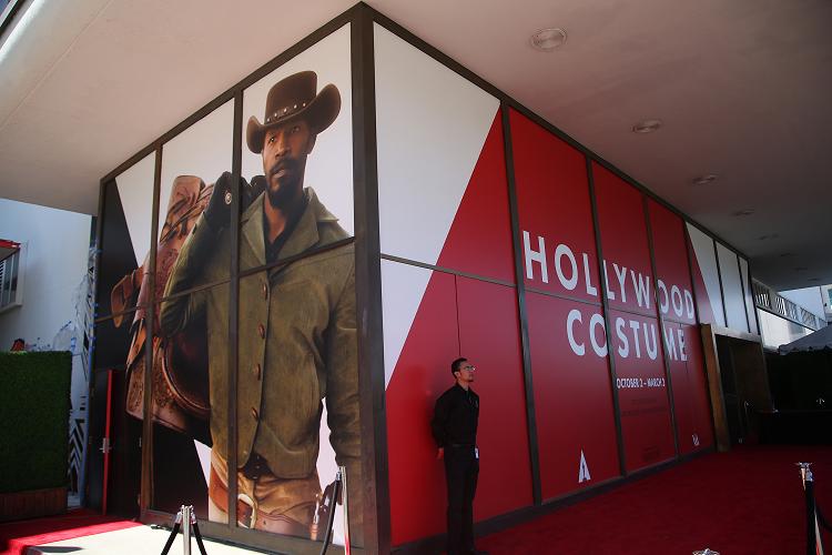 Así luce la entrada de la muestra Hollywood Costume.