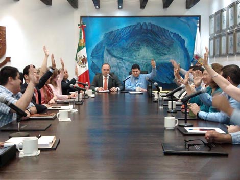 El Cabildo sampetrino llevó a cabo sesión extraordinaria esta mañana.
