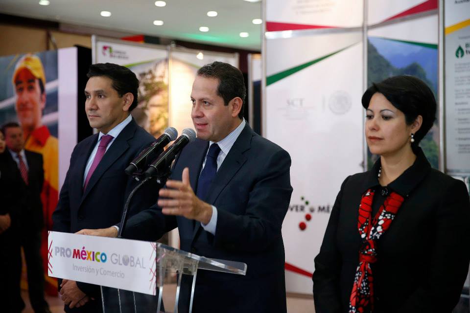 El gobernador dijo que se planea que los trabajadores tengan capital para sus compras. 