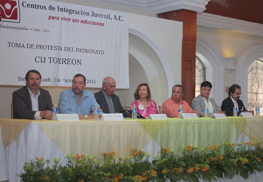 Toma de protesta del nuevo Patronato del CIJ Torreón 2014