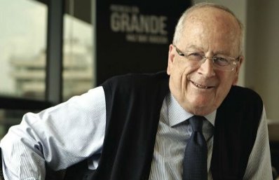 Claudio X. González renunció al consejo de Televisa.
