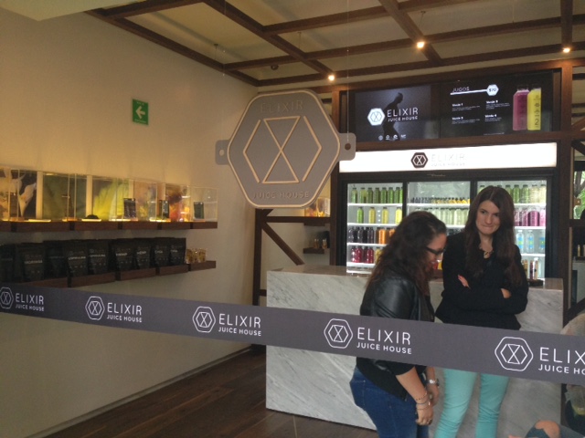 Elixir Juice House ofrece nueve tipos de combinaciones estratégicas y 18 nuevas recetas de jugos para desintoxicarte.