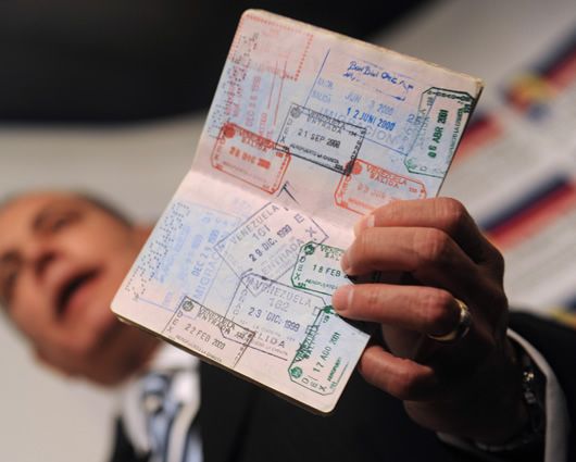 La OMS no ha recomendado a EU que endurezca la expedición de visas para viajeros de países afectados por ébola.