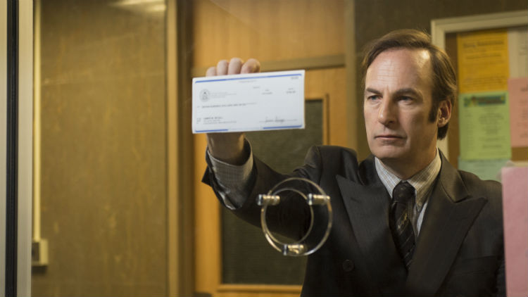 Bob Odenkirk da vida al abogado Saul Goodman. 