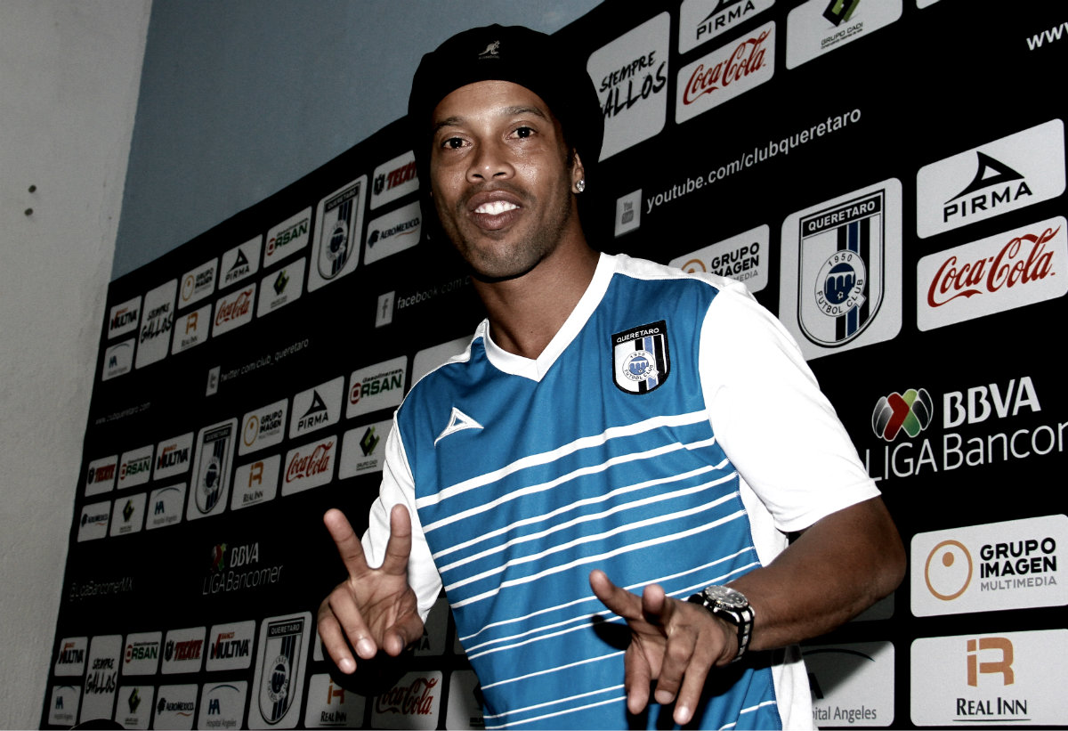 Ronaldinho compareció en Querétaro 