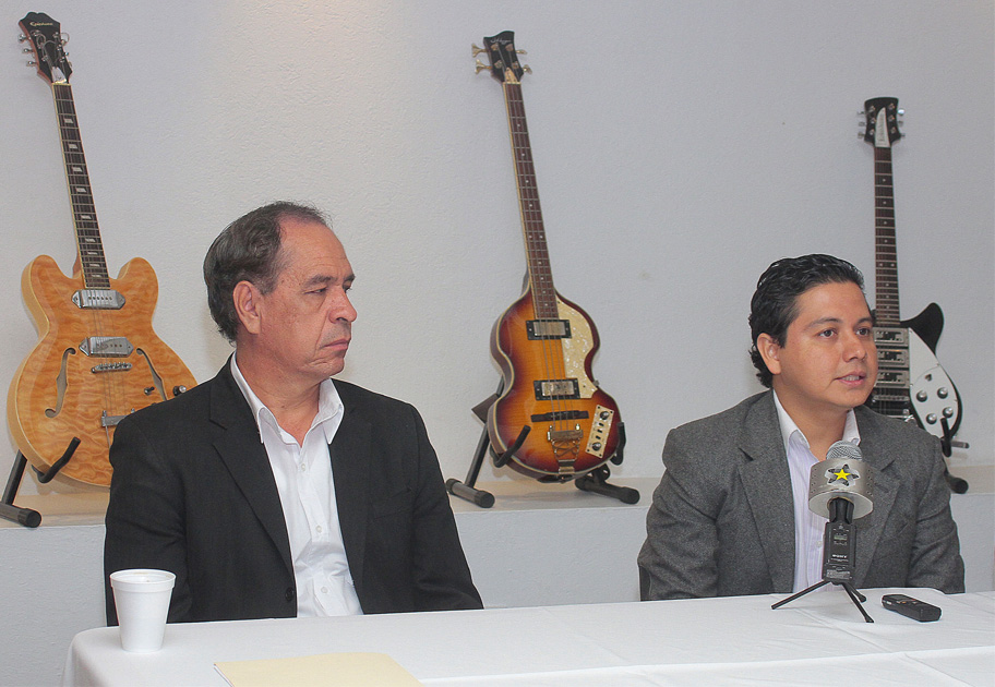 Rueda de Prensa con el grupo Blackbird. 