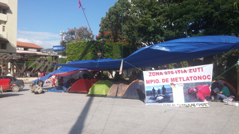 La CETEG instaló el plantón en la plaza principal de Chilpancingo