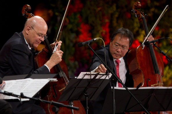 Los violonchelistas Yo-Yo Ma y Carlos Prieto celebraron los 50 años del Museo Nacional de Antropología.