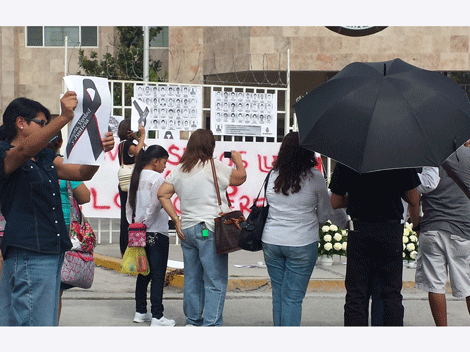 Demandaron la localización de los estudiantes desaparecidos.