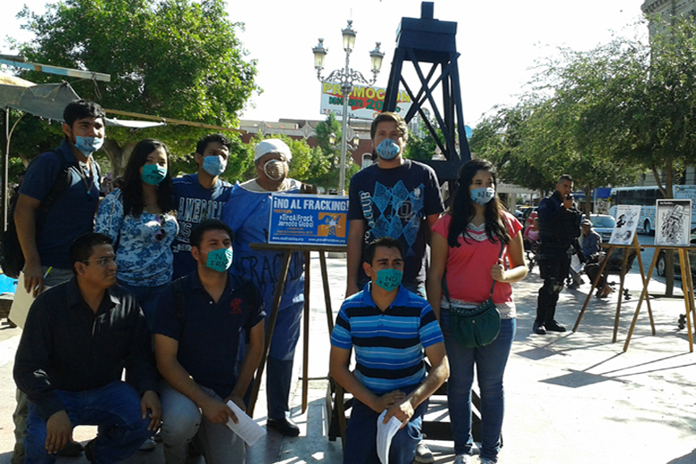 Encuentro Ciudadano Lagunero se manifestó en la Plaza de Armas.