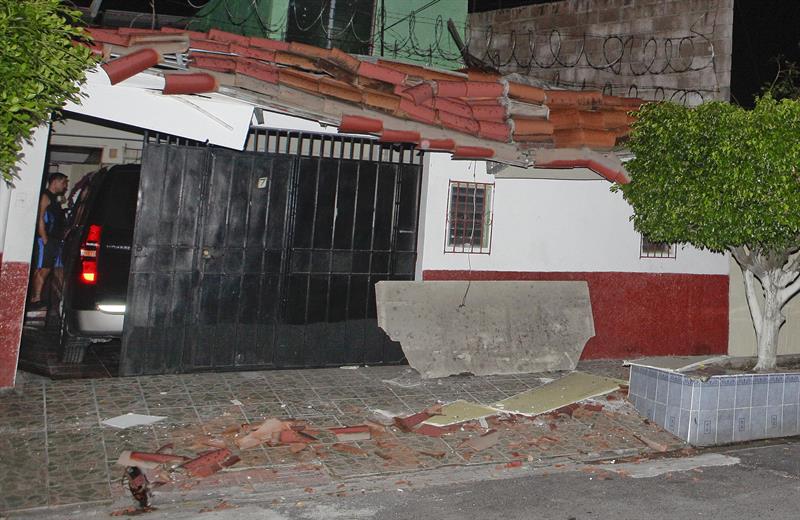 El saldo del sismo es de un muerto y algunos derrumbes leves.