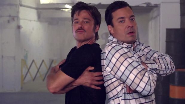 Brad Pitt promocionó su nueva cinta Fury en el programa de Jimmy Fallon. 