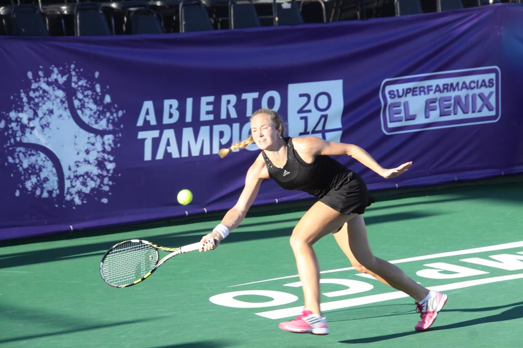 La israelí Julia Glushko avanzó a los cuartos de final del torneo.