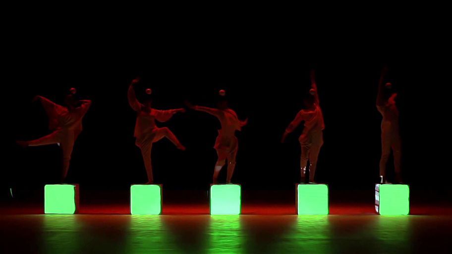 Video Mapping Rhizomatiks + Eleven Play de Japón
