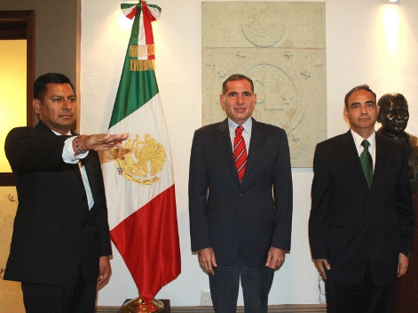 Rinde protesta Víctor Alonso Altamirano como Comisionado de la Policía Estatal.