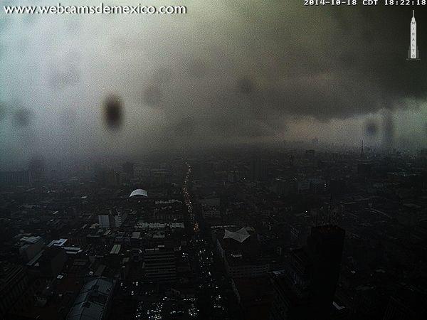 LLuvia de este sábado afecta vialidades en el Distrito Federal.