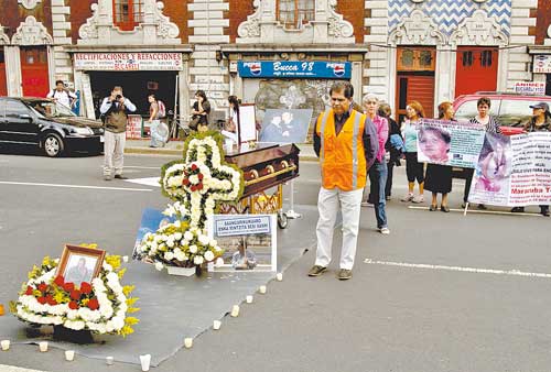 La señora murió de cáncer en el hígado y durante cuatro años indagó el paradero de Esteban sin éxito.