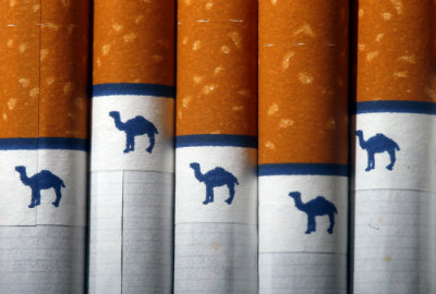 El vocero David Howard aclaró el miércoles que Reynolds permitirá todavía el uso de productos sin humo.