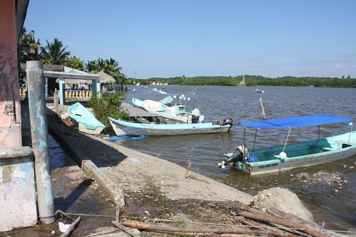 Los pescadores señalan que no hay recibido apoyo por parte del gobierno municipal.