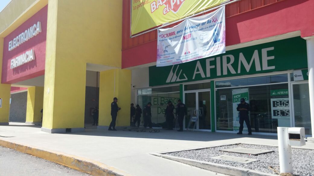 La actividad comercial en todas las tiendas departamentales de Chilpancingo se paralizó.