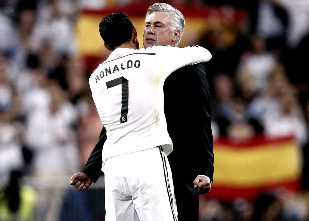El abrazo de Cristiano Ronaldo con Carlo Ancelotti