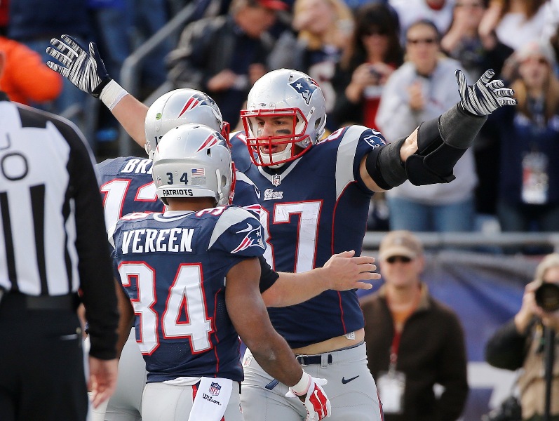 Gronkowski festeja una anotación 