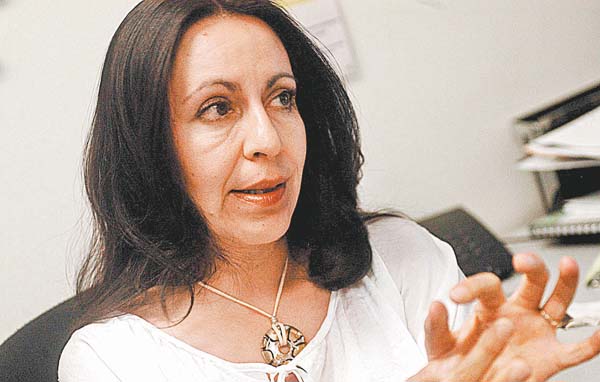 La especialista Romina Rodríguez se encarga de dirigir la investigación.