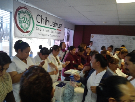 En la Secretaría de Salud Estatal aplican vacunas, dan atención médica, promoción de la salud.