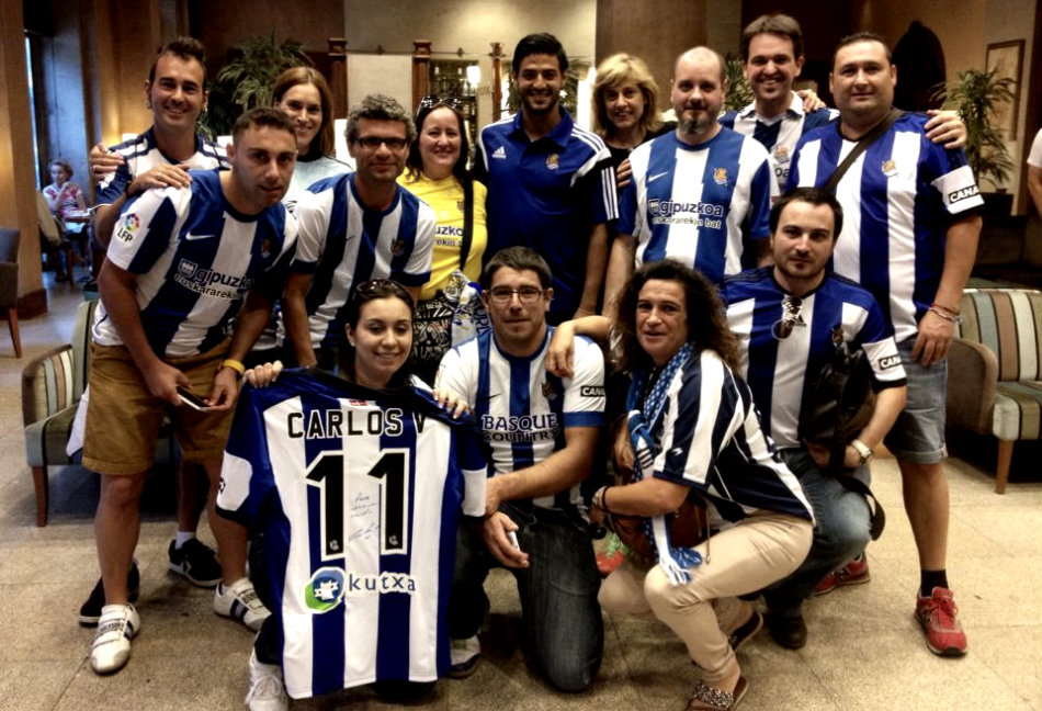Vela, en una convivencia con fans de la Real 