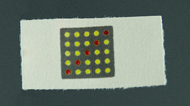 Los sensores cambian de color al entrar en contacto con la piel
