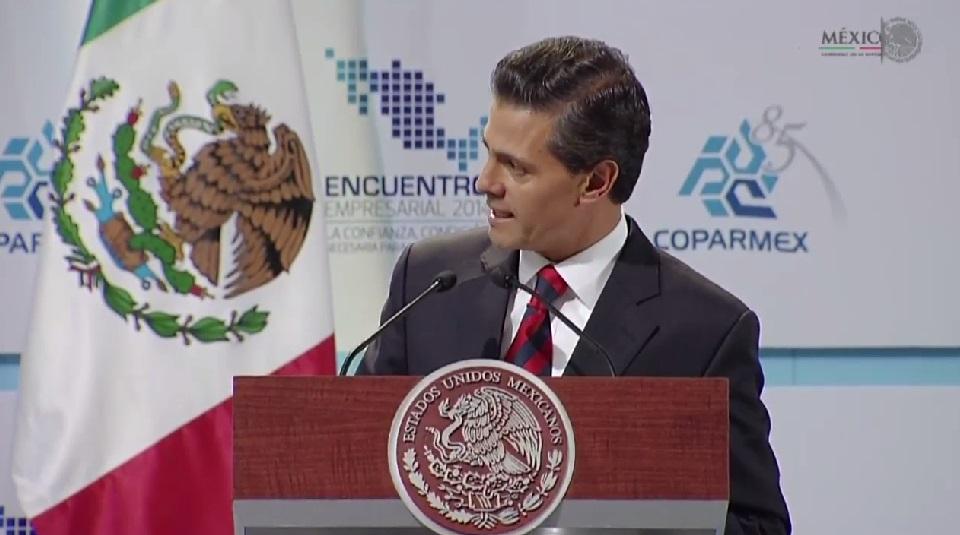 El Presidente durante la Ceremonia por el 85 Aniversario de Coparmex.