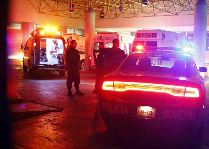 La Policía de Torreón ayudó al traslado luego que el auto donde iba se descompuso.