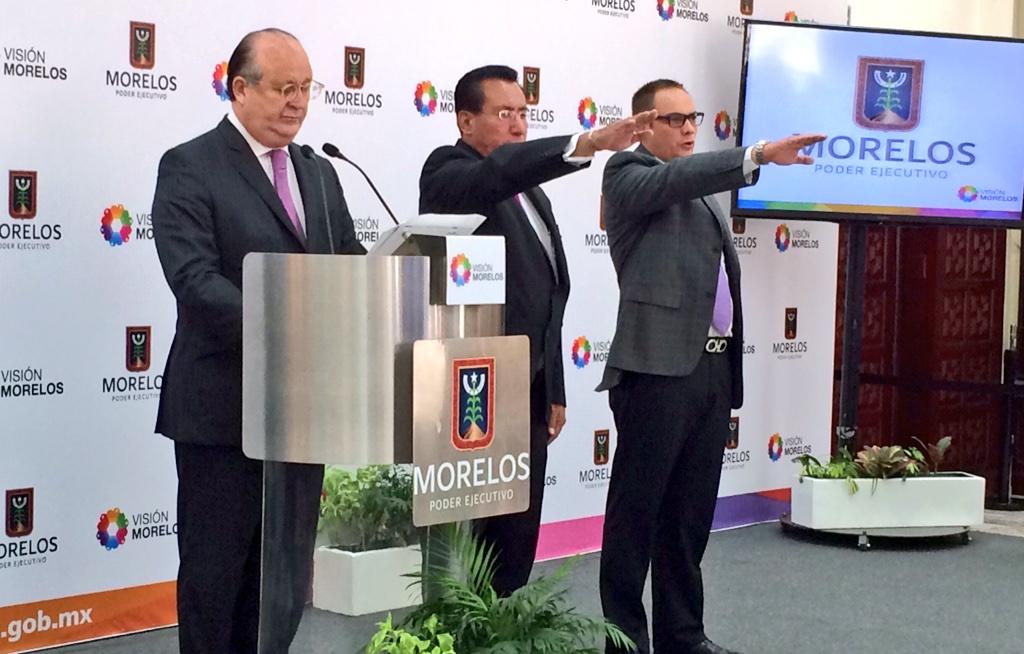 El gobernador de Morelos tomó protesta a sus nuevos integrantes.