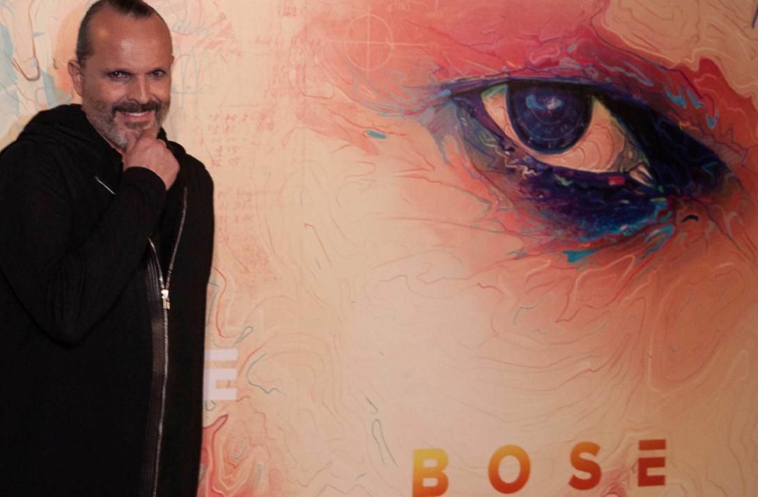 Miguel Bosé prepara su gira por México en 2015. 
