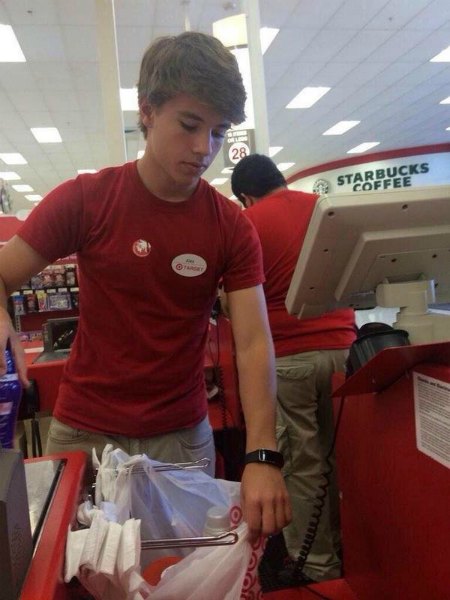 La foto original de #AlexFromTarget