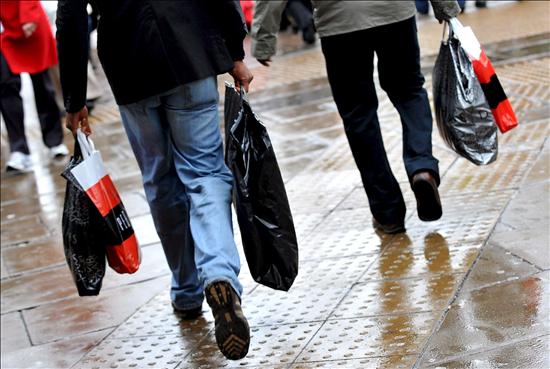 El indice de confianza del consumidor se refiere a la percepción de los miembros del hogar respecto a su economía 