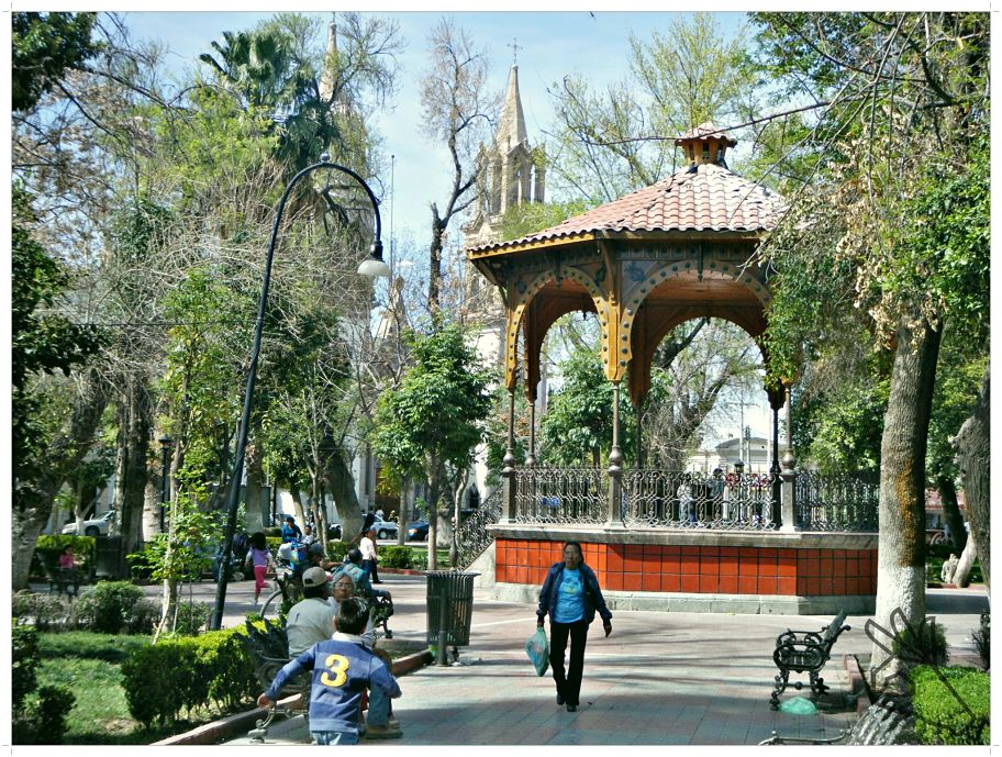 Plaza de armas de Lerdo.