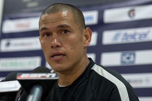 Darío Verón, zaguero de Pumas