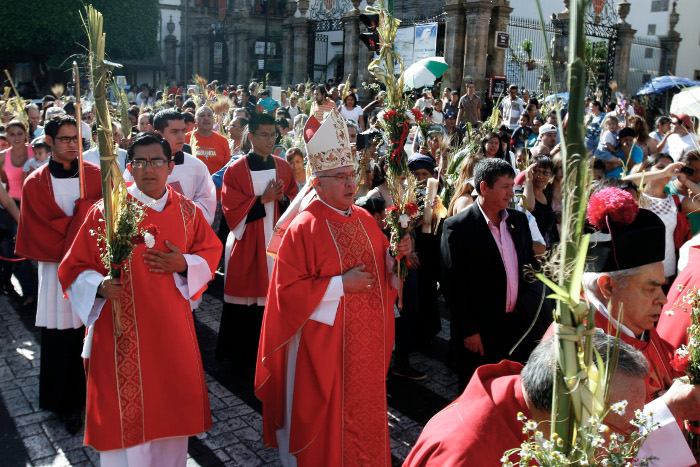 Cardenal Francisco Roblesm presidente del Episcopado Mexicano.