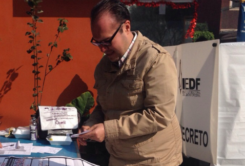 El jefe delegacional en Coyoacán, Mauricio Toledo.