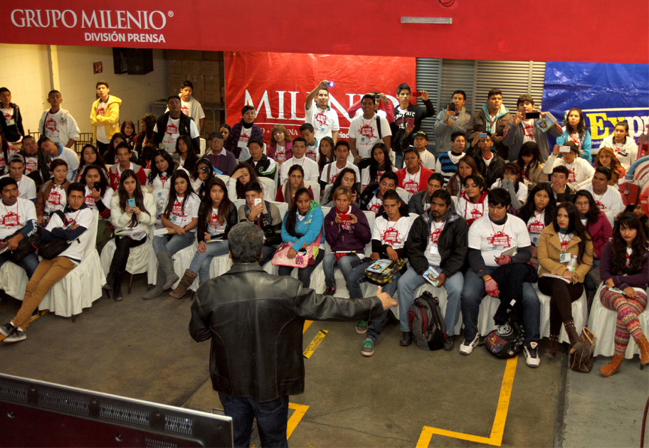 Más de 170 estudiantes y profesores de bachillerato participaron en el foro. 
