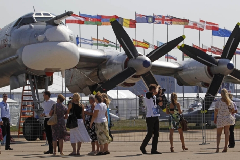 Un bombardero ruso Tupolev 95, en una feria aeronáutica en Moscú
