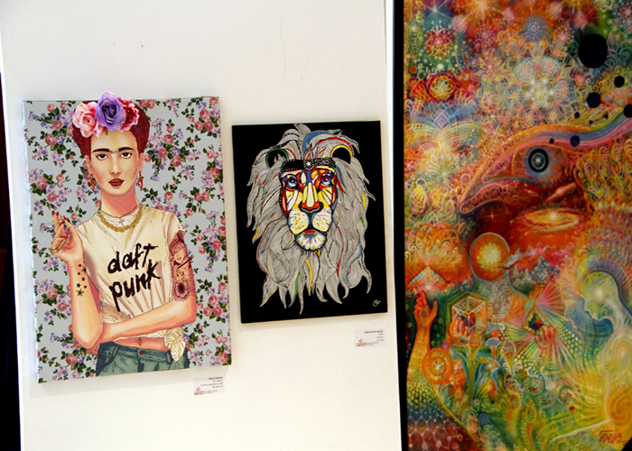 La exposición está en el foyer del Teatro Nazas.