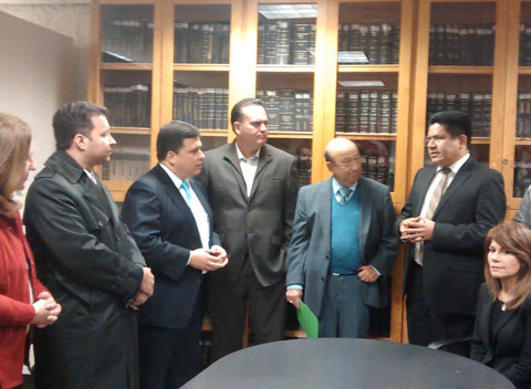 Alfredo Rodríguez Dávila, líder de la bancada local del PAN, recibió a los miembros del Cabildo sampetrino.