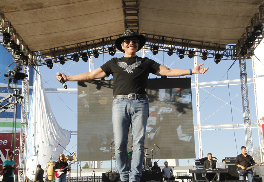 Disfrutan del romanticismo de Verdaguer Grupo Milenio